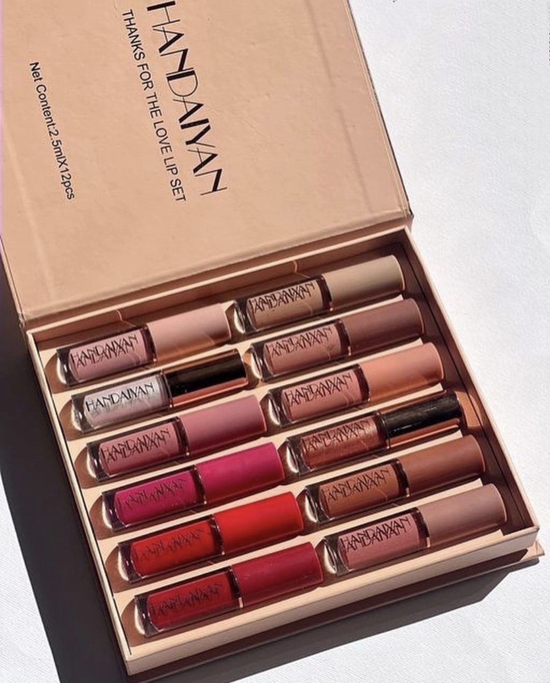 رژلب مایع ۱۲عددی اورجینال با کیفیت تضمینی و رنگ بندی فوق العاده و کاربردی مناسب کادویی 🎁